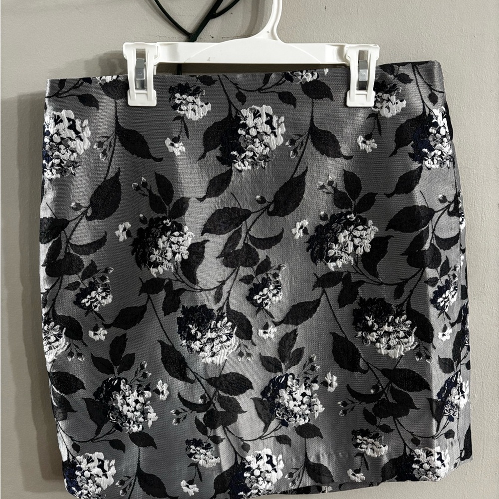 LOFT Floral Printed Skirt